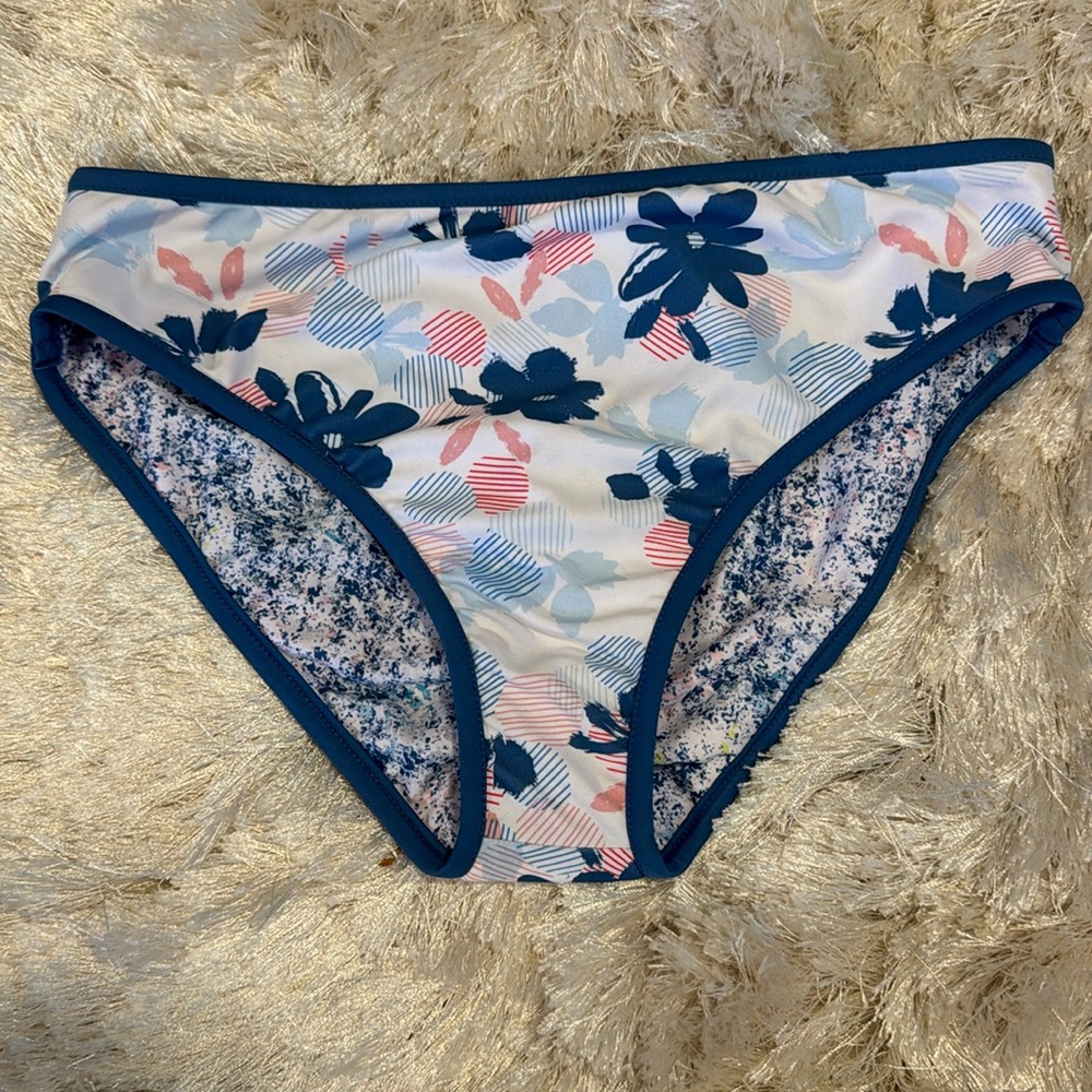 NWOT Eddie Bauer swimsuit bottom
